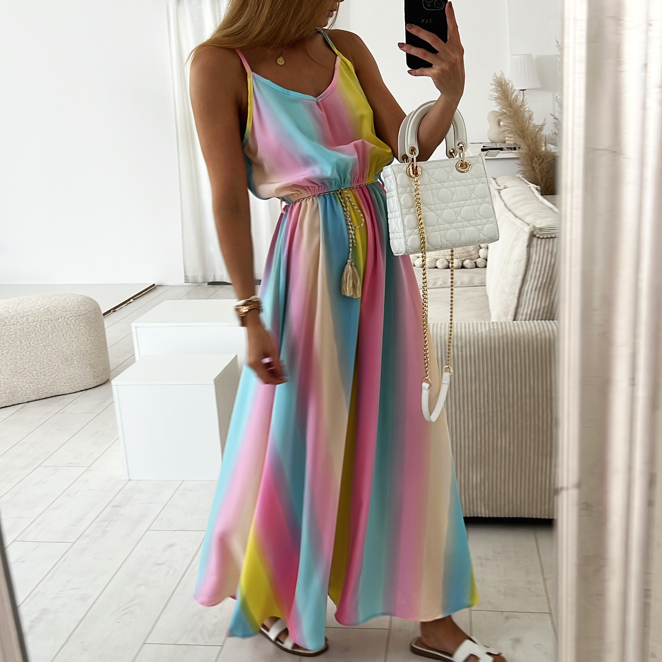 Barevné šaty s páskem Rainbow Velikost: M