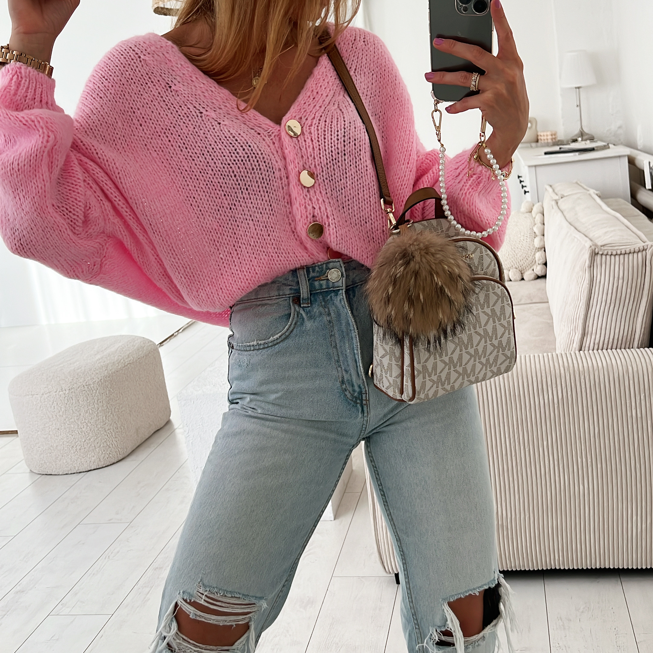 Příjemný svetr s knoflíky Dream Barva: Růžová