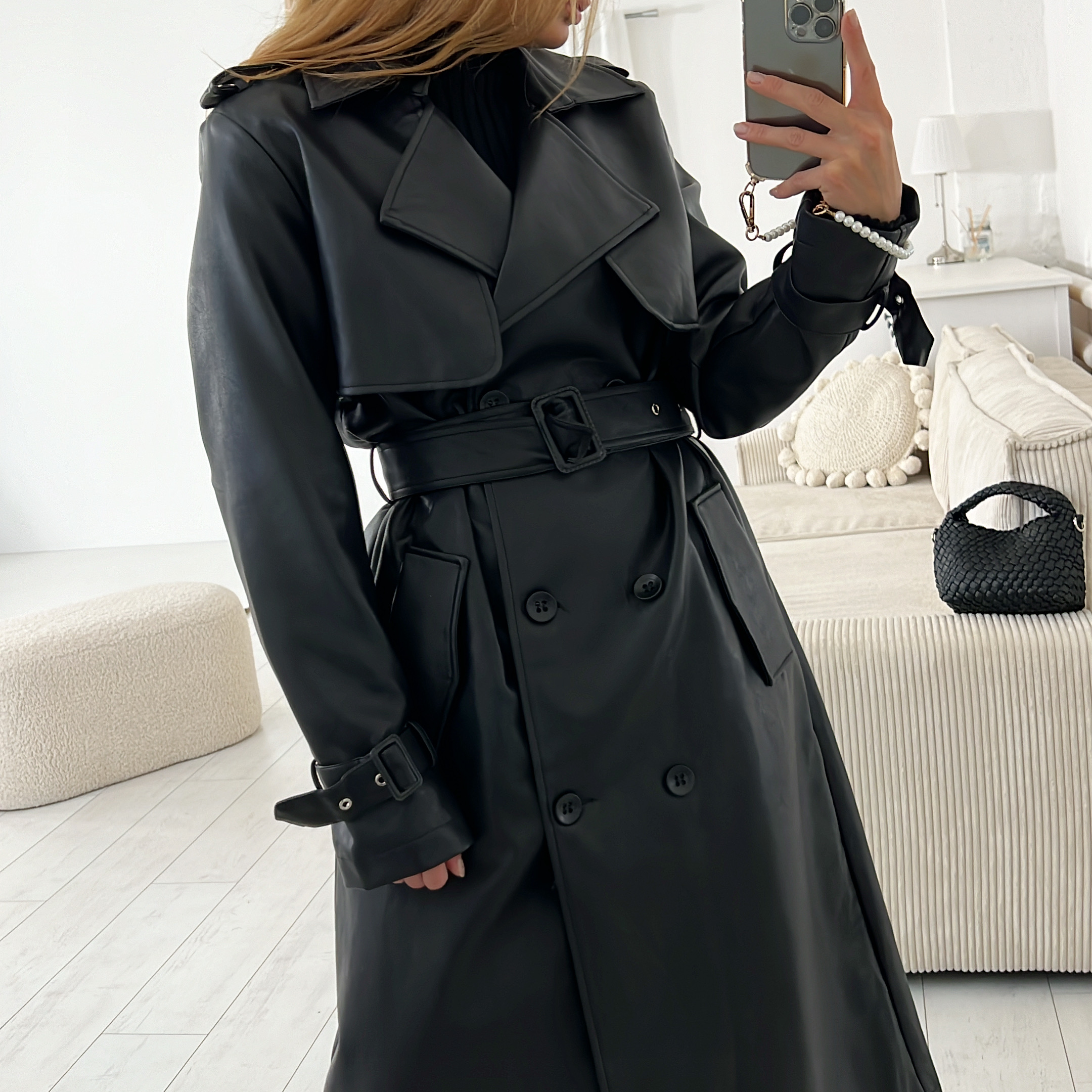 Černý, koženkový kabát s páskem Beryl Velikost: M/L