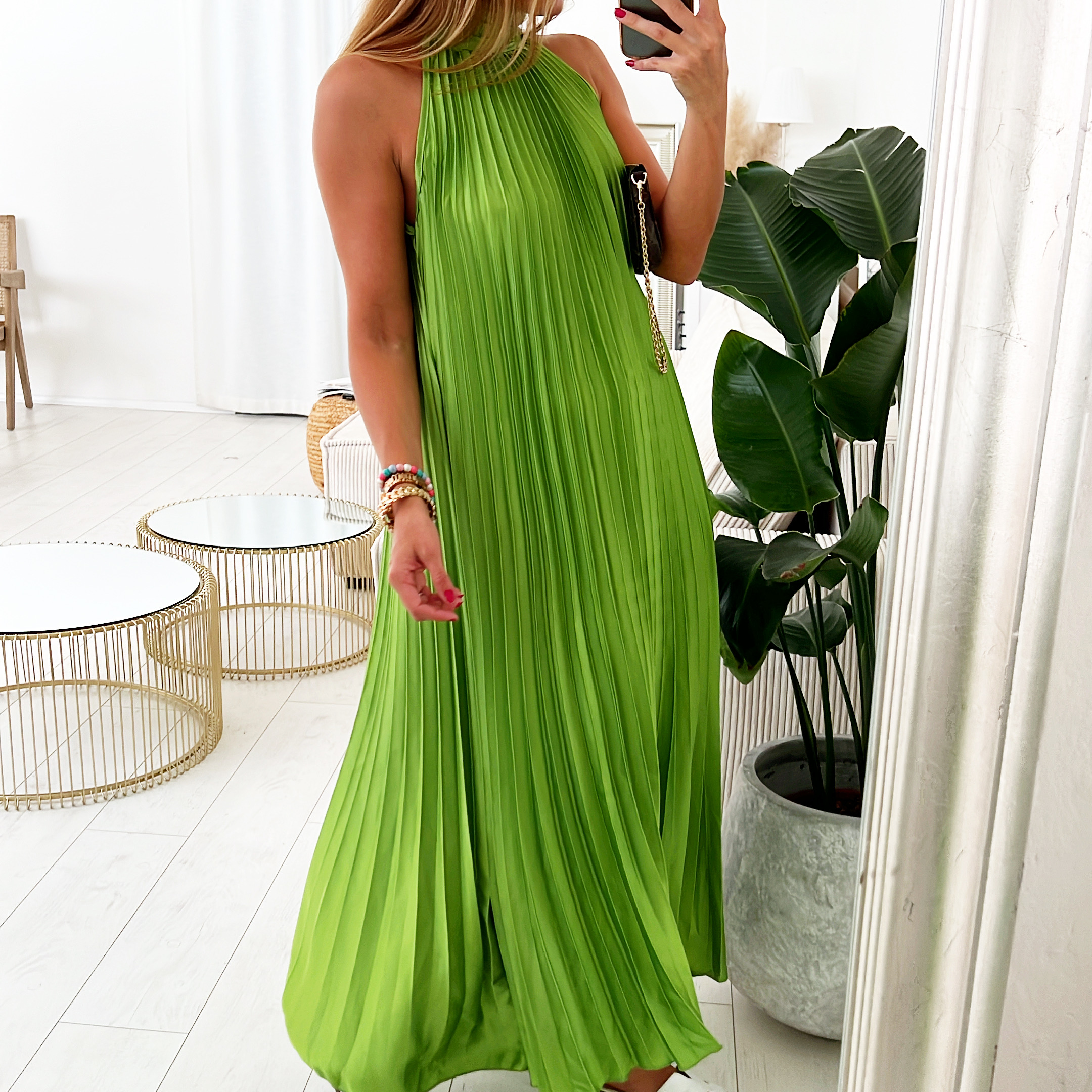 Šaty se sklady Lucky Barva: Zelená