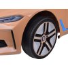 Dětské elektrické autíčko BMW i4 zlaté10