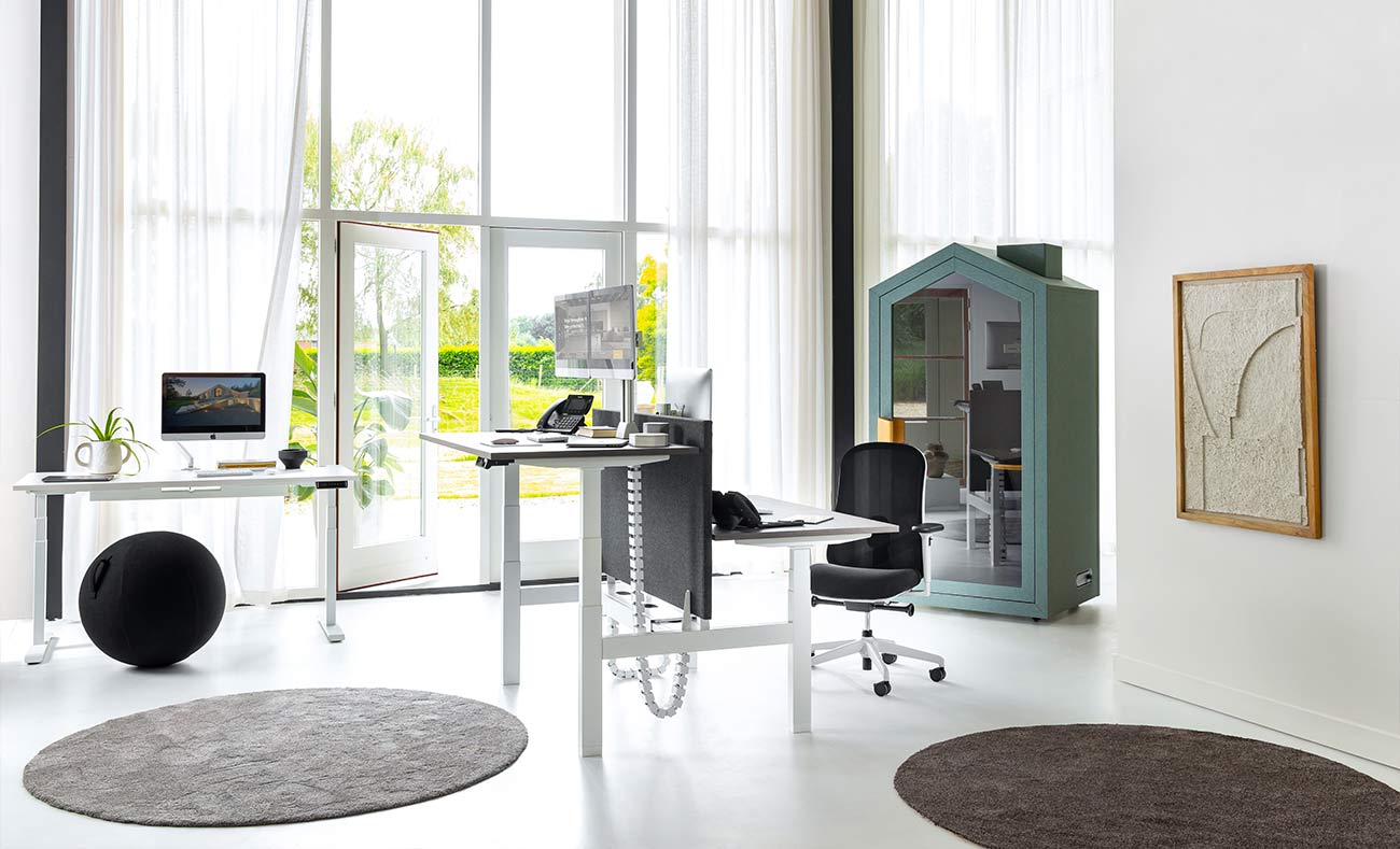 Minimalismus a luxus v moderním pracovním prostředí