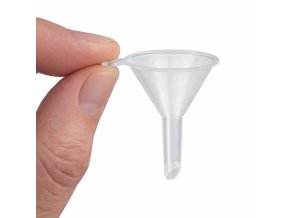 mini plastovy trychtyr na prelivani baze