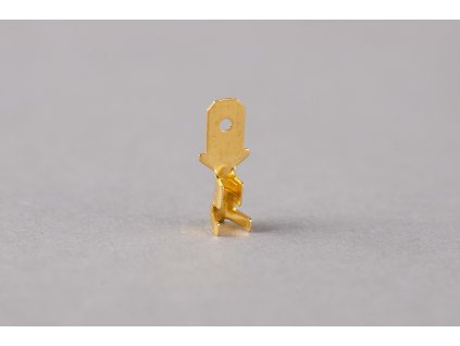 Neizolovaný mosadzný lisovací kolík plochý 4,8x0,5mm 0,5-1mm² CS5