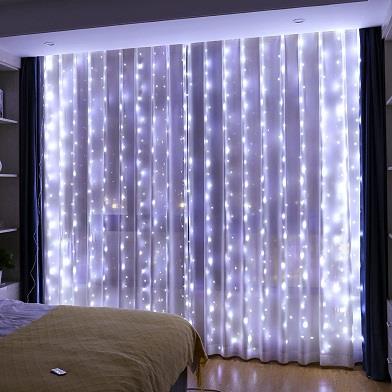 Záves vianočná svetelná reťaz USB 3x3m 300 LED studená biela IP45 PL0643