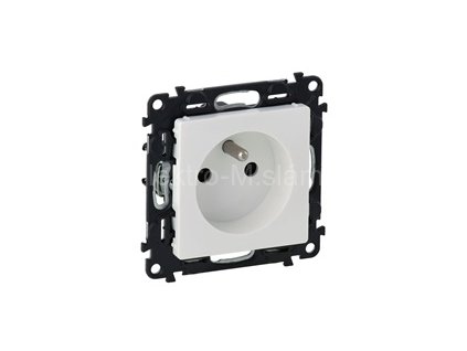 LIFE 753180 zásuvka 16A bílá LIFE Valena Legrand