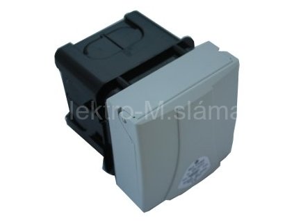 IZV 1643 vestavná zásuvka16A/4-pól