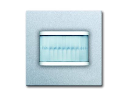 f 6122 01 83 720x540