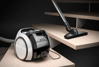 Miele představuje kompaktní bezsáčkový vysavač Boost CX1