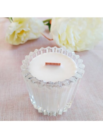 CRYSTAL, sójová svíčka s vůní SVÁTEČNÍ BRUSINKA SE ZÁZVOREM, 80 g