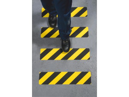 Vysoce abrazivní protiskluzová plocha 610 x 150mm PERMAFIX HAZARD EXTRA (Verze 150 mm x 610 mm - Kód: 13104)