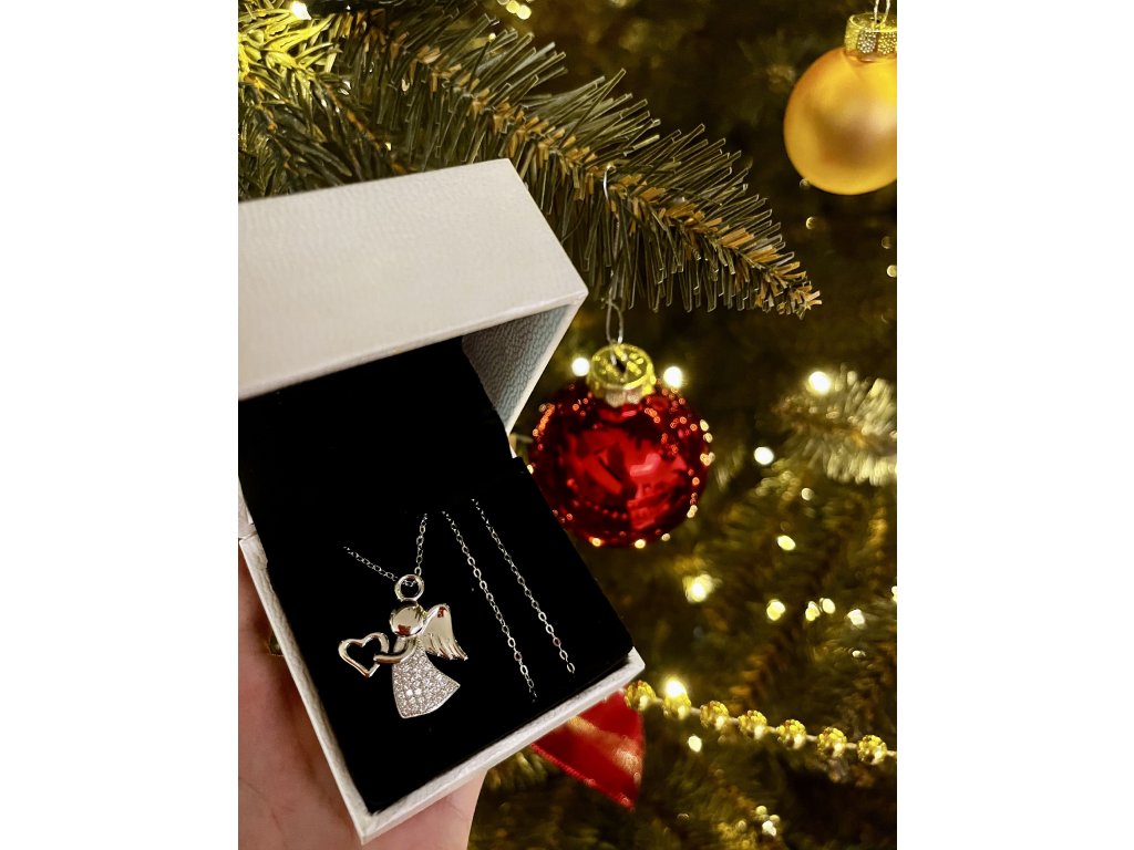 Blíží se Vánoce, ozdobte se tematickými šperky