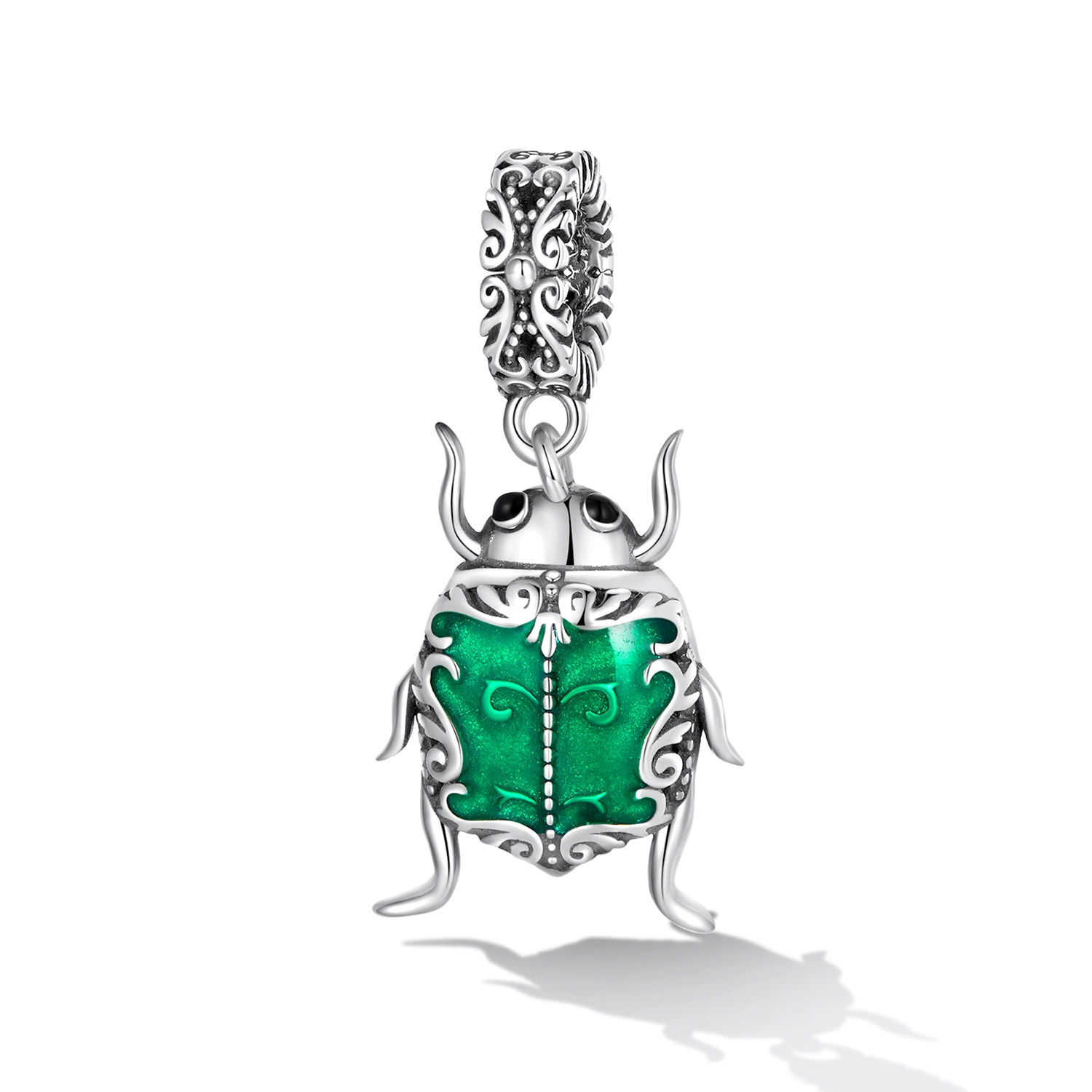 Elenys stříbrný přívěsek Krásný lesní brouček