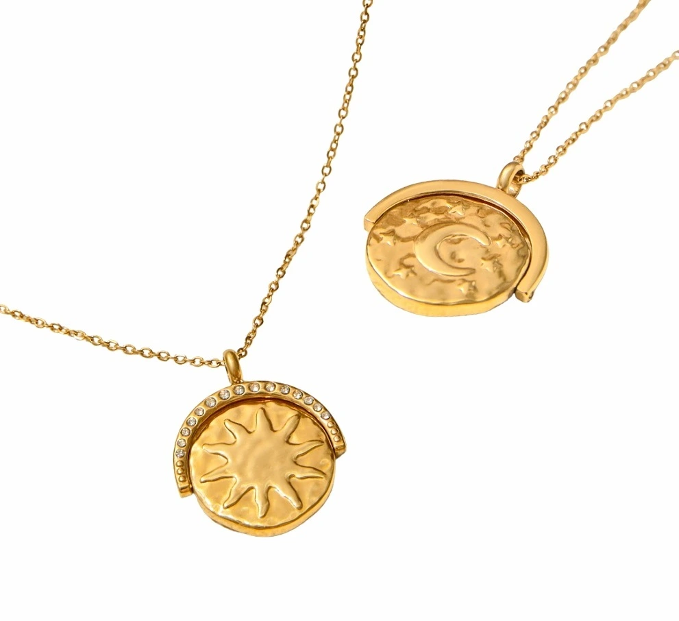 ELENYS Talisman Solune – pozlacený náhrdelník 18K žluté zlato Délka náhrdelníku: 45+5 / max. 50 cm