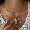 ELENYS Pearl Cross  pozlacený náhrdelník 18K žluté zlato