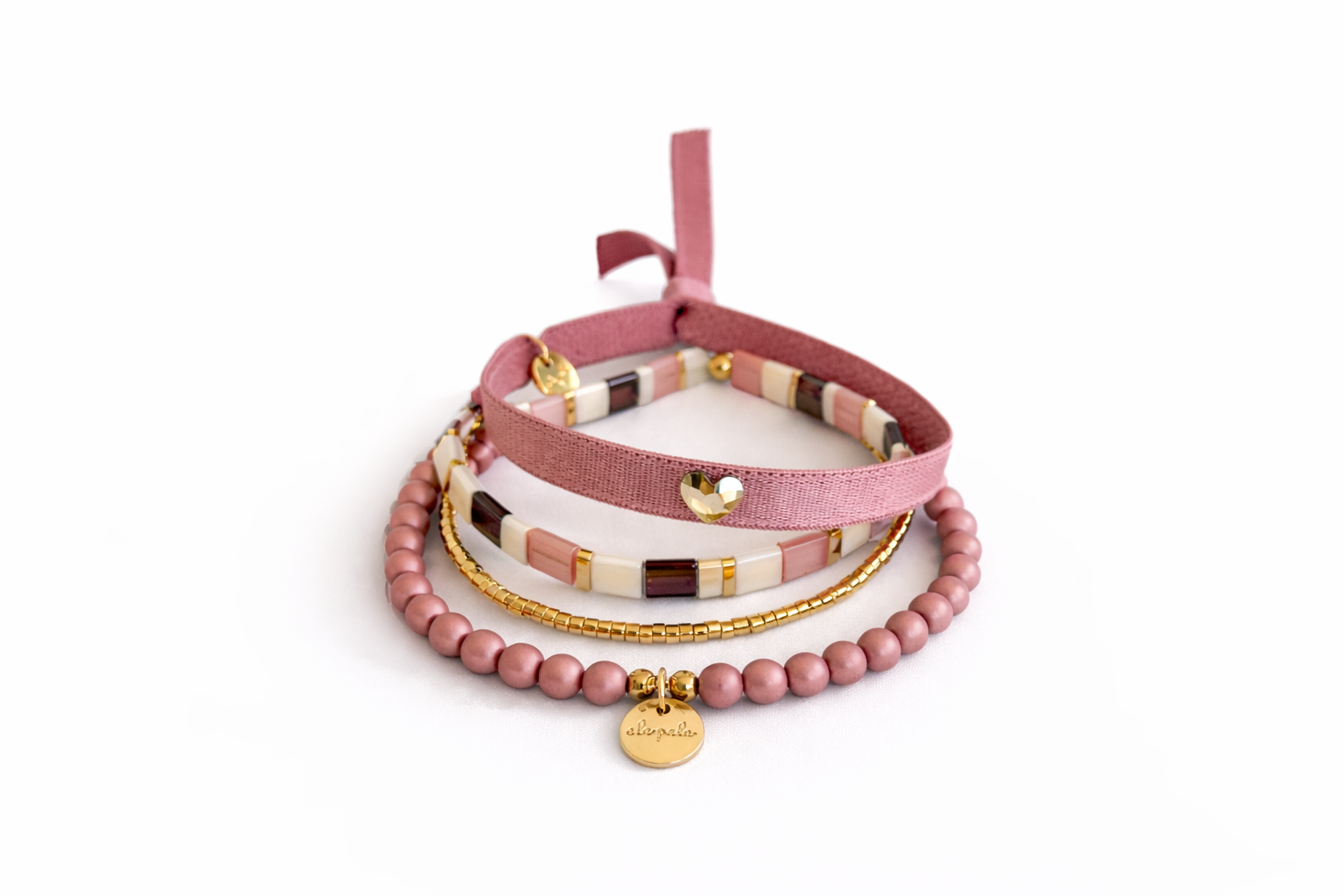 Jewelry as a Gift: When You Want to Give Something Meaningful