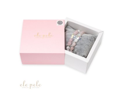 chloe set 600x600