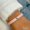 EP stresovy naramek SISI hearts pink na ruce