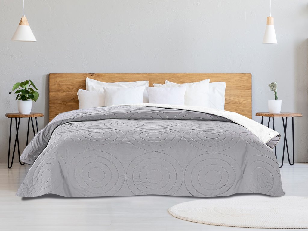 CRATA szürke-fehér ágytakaró mintával 220x240 cm | Elerheto otthon