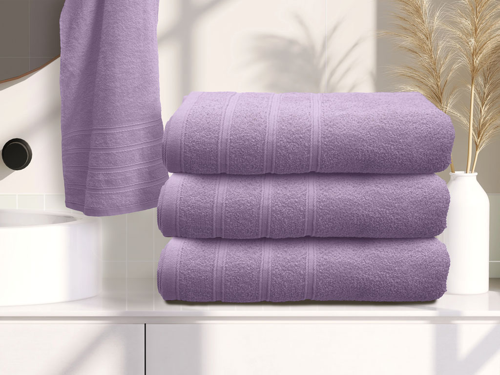 Bella világoslila fürdőlepedő