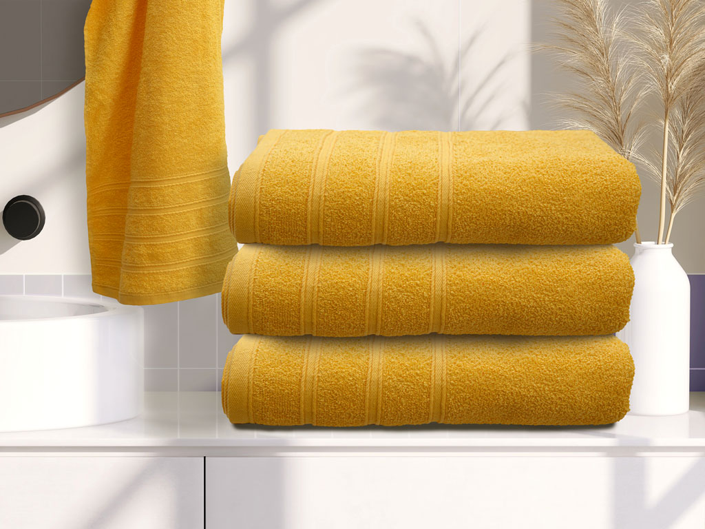 Bella sárga fürdőlepedő