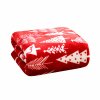 Stylová vánoční mikroplyšová deka CHRISTMAS TREES červená pro útulný domov