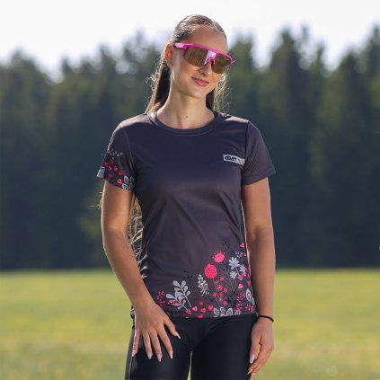 Annika Meadow Grey-na postavě