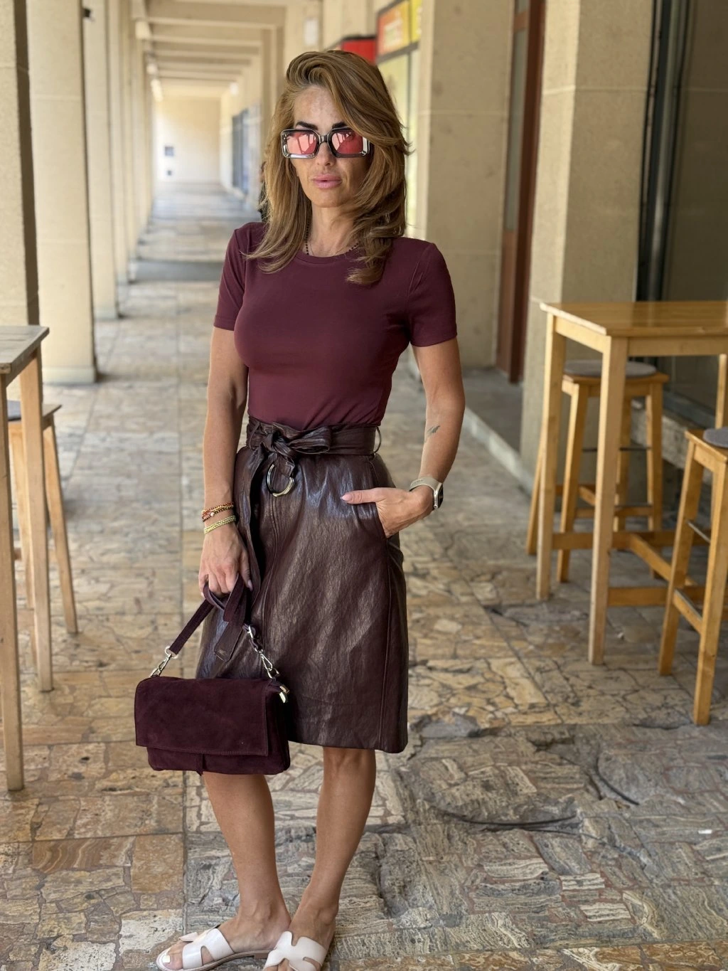 Koženková sukňa - ako ju nosiť, kombinovať a vybrať správny strih