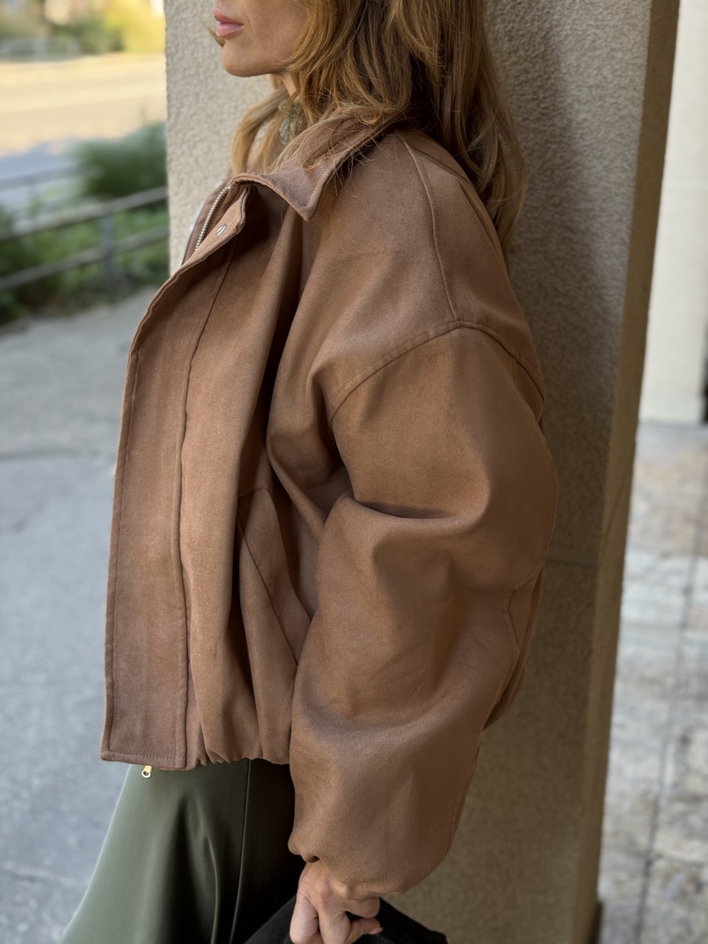 Ako si vybrať prechodnú bundu: kedy ju nosiť, s čím ju kombinovať a na čo si dať pozor