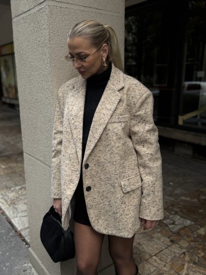 Béžové melírované oversize sako, elegantný voľný strih vhodný na vrstvenie.