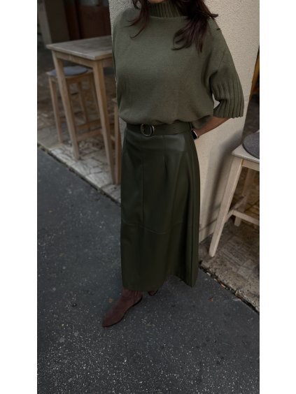 Olivovozelená koženková midi sukňa Imperial s opaskom v elegantnom A-line strihu.