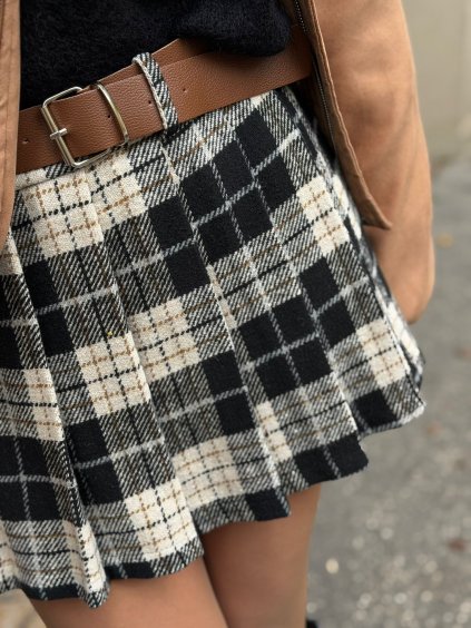 čierno béžová skladaná sukňa s karo vzorom a jemnou textúrou v talianskom prevedení