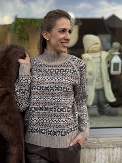 pieskový dámsky sveter nordic vzor s dlhým rukávom