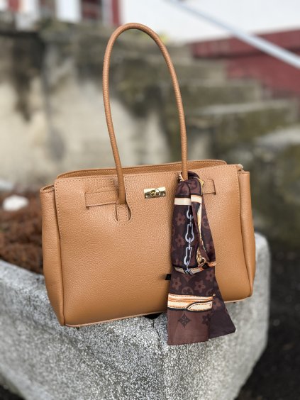 Camel hnedá shopper kabelka – elegantná a priestranná