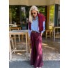 Široké burgundy nohavice Imperial s vysokým pásom a padavým strihom, elegantný taliansky look pre ženy.