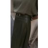 Olivovozelená koženková midi sukňa Imperial s opaskom v elegantnom A-line strihu.
