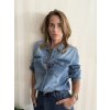 Rifľová košeľa z mäkkého denimu – stredne modrý odtieň, ženský strih a used look efekt