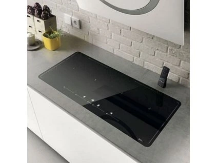 ELICA LIEN DIAMOND 874 BL STREAM č. 1