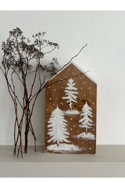 Ručne maľovaný domček „Zasnežené stromčeky“