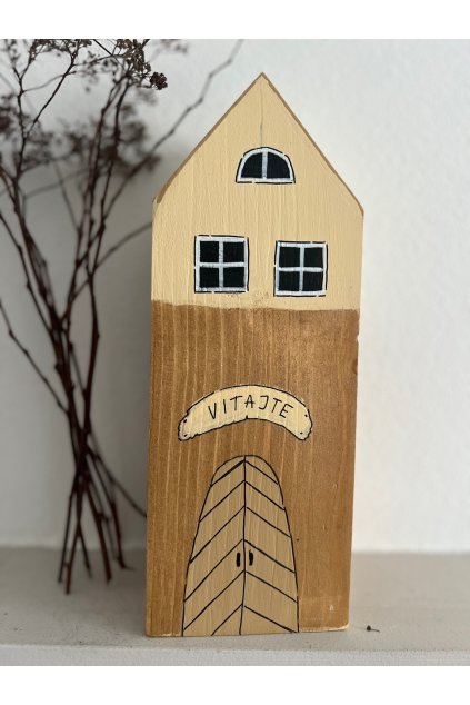 Drevený domček na poličku „Vitajte“