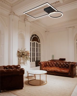 Líbí se Vám geometrické tvary? 🔲⭕ Pokud ano, máme pro Vás perfektní novinku! Přisazené stropní svítidlo Verso od německé...