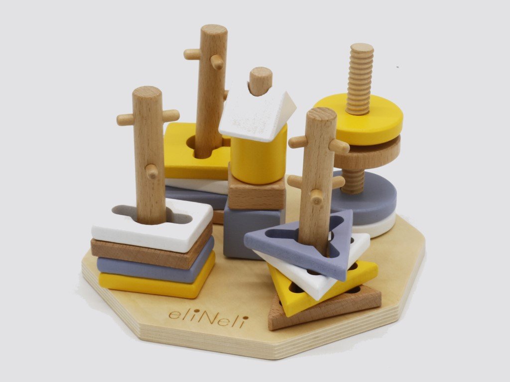 Dřevěná nasazovací hra s tvary pro děti