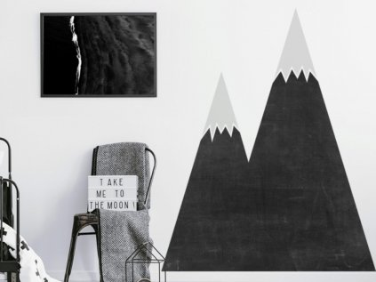 Funkční nálepka a samolepící tabule na stěnu v dětském pokoji zasněžené hory