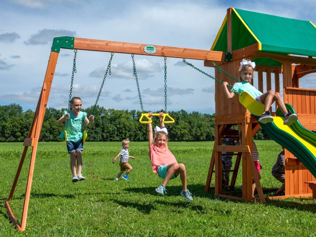 Backyard Discovery Dětské hřiště Letní den