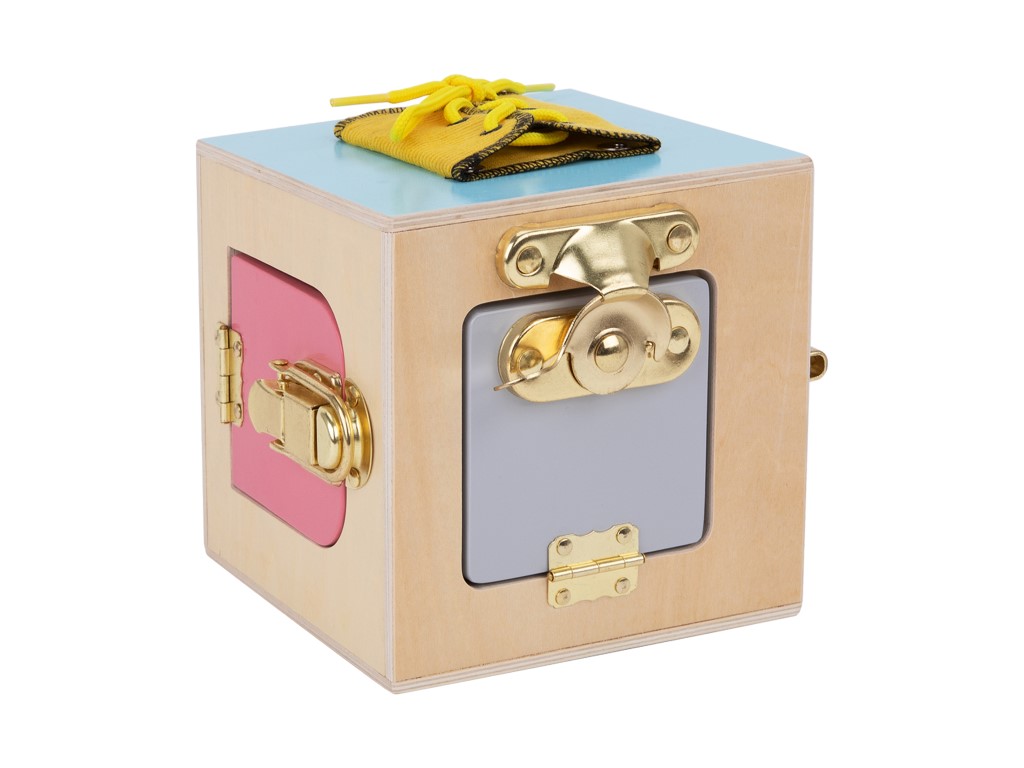 eliNeli Montessori activity kostka se zámky