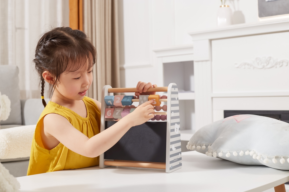 Dřevěné počítadlo 3v1 (obrázek 10)