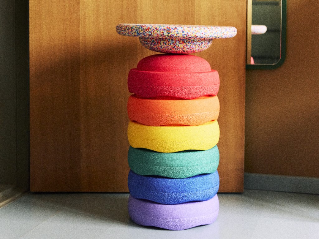 Stapelstein Rainbow set Classic + Confetti board 6+1