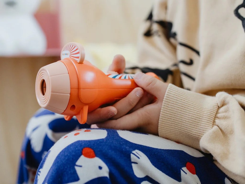 Dětská kapesní promítačka Kidywolf Kidyslide – modrá