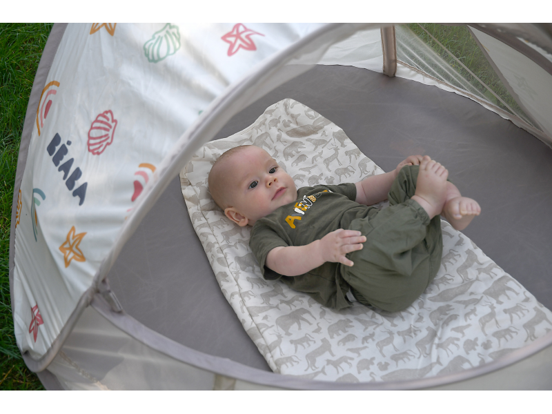 Beaba Plážový stan s UV ochranou a ohrádkou (obrázek 9)