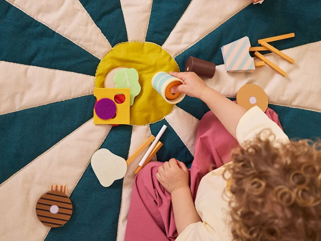 Kid's Concept Hamburger menu (obrázek 5)